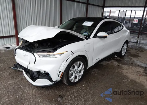 2022 Ford Mustang Mach-E Premium z USA, uszkodzony, nr VIN 3FMTK3SU3NMA15570